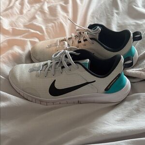 Nike Women's White and Teal Sneakers